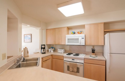 Hanamaulu Complejo | Wyndham Kauai Beach Villas: 1-Bedroom Tropical Escape by the Ocean