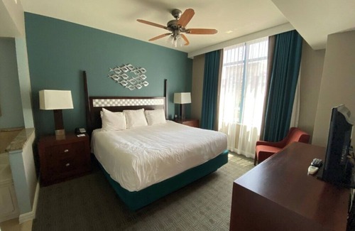 National Harbor Hotel | Wyndham National Harbor - 1 Bedroom Deluxe