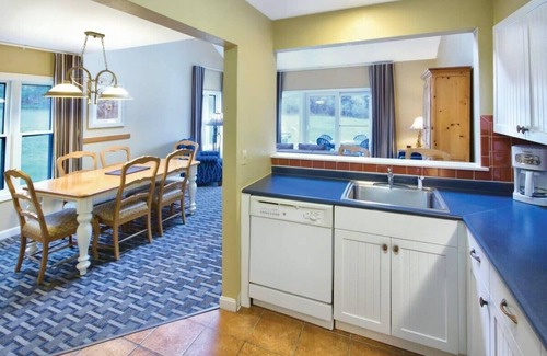 Jamestown Condominio | Wyndham Newport Overlook | 2BR/2BA King Bed Suite