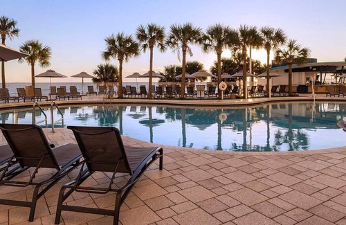 Seabreeze Historic District Complejo | Wyndham Ocean Walk - 1 Bedroom Deluxe with a Balcony - Sleeps 4! Beach Resort