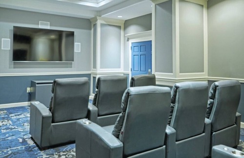 Old Town West Condominio | Wyndham Old Town Alexandria - 2 Bedroom Condo