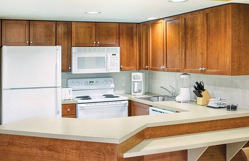 Pompano Beach Complejo | Wyndham Santa Barbara, 1 Bedroom Condo, Free WiFi and Parking