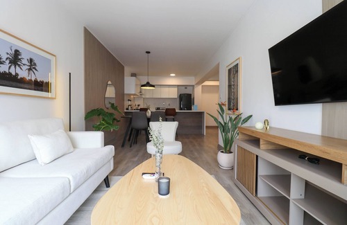 Miraflores Apartamento | Wynwood Kennedy in Miraflores