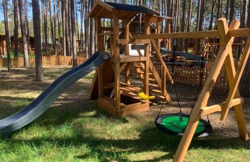gmina Karsin Apartamento | WYPOCZYWANKO w BORSKU domek 32