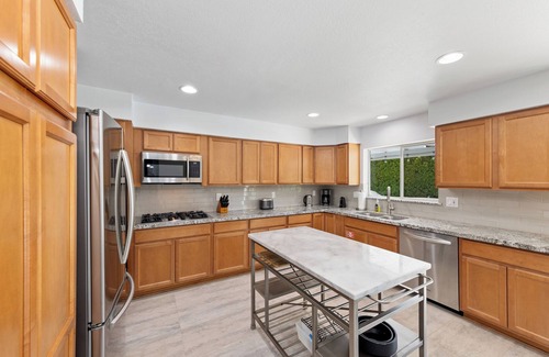 Sunrise Vista Chino Casa | Xanadu...3-bedroom, 2 bath pool home in gorgeous Palm Springs!