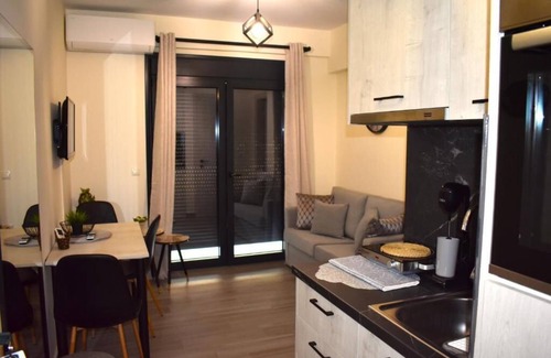 Xanthi Apartamento | XanthiBNB2: Brand-New Apartment with Direct Access to the City Center
