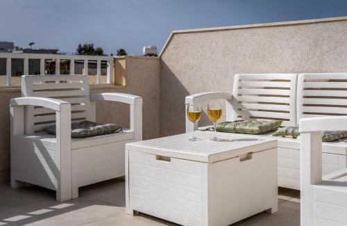 San Gwann Apartamento | Xemx Sabiha Suite 5 min walk from St Julians