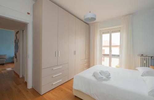 Acquabella Apartamento | Xenia Apartments - Colorful suite in Città Studi area