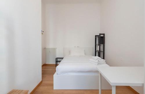 La Fontana Apartamento | Xenia Milano - 3 rooms apt in Via Ugo Bassi 23