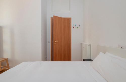 La Fontana Apartamento | Xenia Milano - 3 rooms apt in Via Ugo Bassi 23