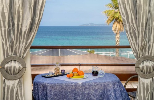 Nea Rodha Apartamento | Xerxis Studios