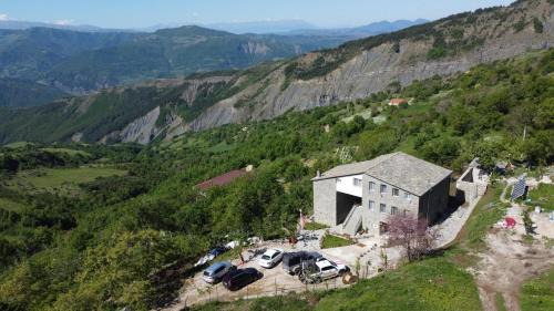 Albania Hotel | Xhaferri Guesthouse