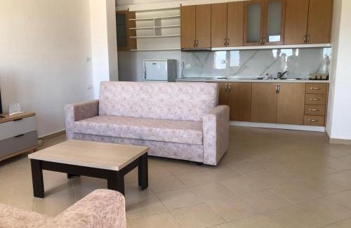 Qafe e Gjashtes Apartamento | Xhulio's Apartament