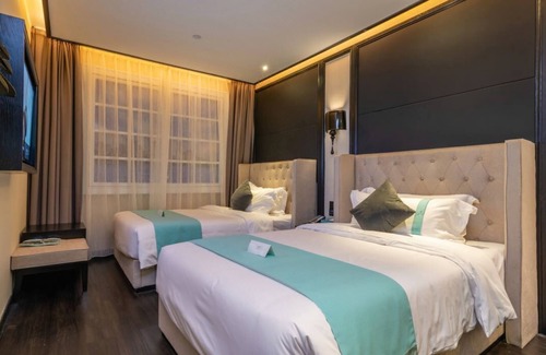 Central Business District Hotel | Xi 'an HotelConventionCenterpostbuilding