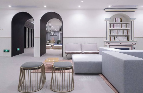 Central Business District Hotel | Xi 'an HotelConventionCenterpostbuilding