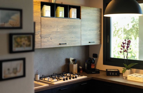 Iglesias Cama Y Desayuno | Xihouse, our best Double Room in a green park.