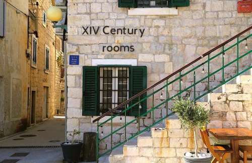 Kastel Novi Cama Y Desayuno | XIV Century Rooms
