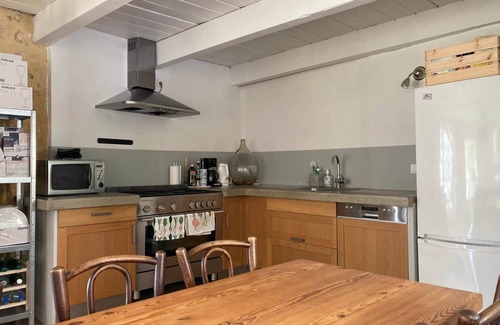 Suze-la-Rousse Cabaña | XIX° Century Provencal Cottage