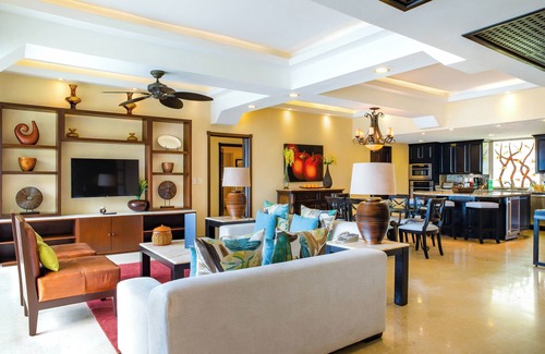 Amapas Complejo | Xmas 12/19-26 OCEANFRONT 3-bedroom Penthouse in 5 Star Resort in Puerto Vallarta
