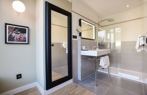 Quartier de la Plaine-de-Monceaux Hotel | XO Hotel Paris