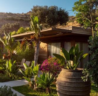 Dagbelen Cama Y Desayuno | XUMA Bungalows