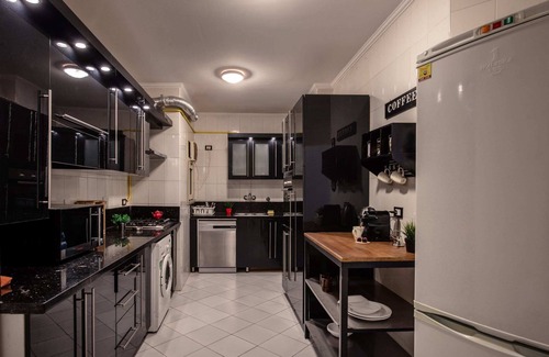 Heliopolis Apartamento | Xuru Stays I Heliopolis Rock