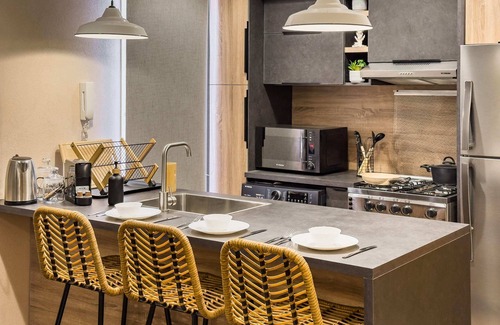 Heliopolis Apartamento | The 1bdr Rustic Rooftop w/ Wow Outdoor Terrace