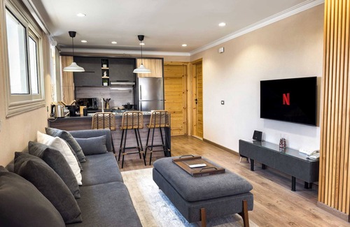 Heliopolis Apartamento | The 1bdr Rustic Rooftop w/ Wow Outdoor Terrace