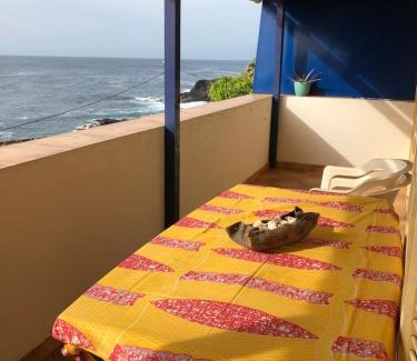 Praia Apartamento | XXL Apt w/Surprising Gorgeous Ocean View