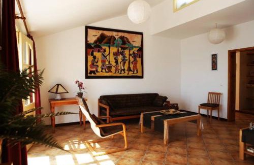 Praia Apartamento | XXL Apt w/Surprising Gorgeous Ocean View