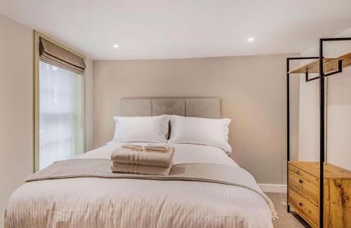 Frampton Casa | Xxxb- Uk34815