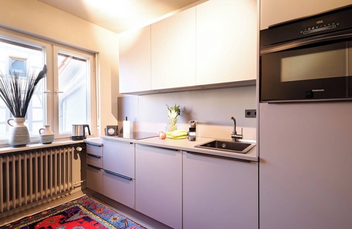 Ottensoos Apartamento | XZLLENZ: 7 pers. | S-Bahn-Nuremberg | Parking | Kitchen | Bathroom | Smart-TV | Wellbeing