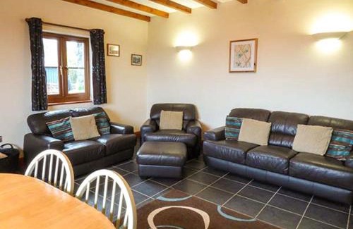 Bontnewydd Casa | Y Bwthyn