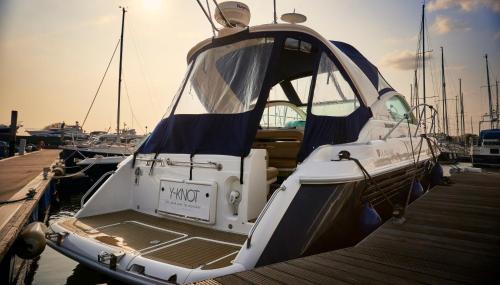 New Forest District Alquiler De Eote | Y-Knot-Two Bedroom Luxury Motor Boat In Lymington