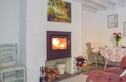 Carmarthen Casa | Y Stabl - Uk35032