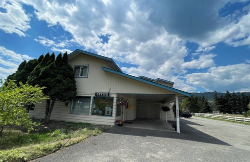Barriere Hotel | Y5 Motel