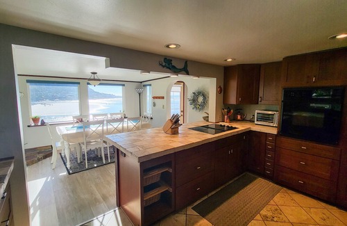 Yachats Casa | Mareas de Ya-Hatian ~ Yachats Bay / Oceanfront