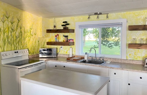 Romney Cabaña | YAARI - WaterFront Cozy Cottage!