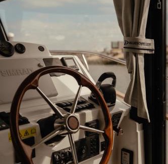 Cadzand-Bad Alquiler De Eote | Yacht by Strandhotel - hotel service & wellness