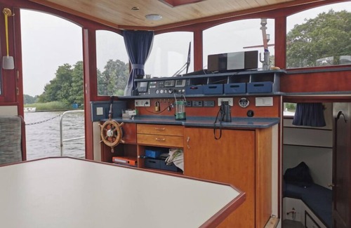 Hohenlychen Alquiler De Eote | Yacht charter in Mecklenburg Lake District. Cormorant 1260 (1998)