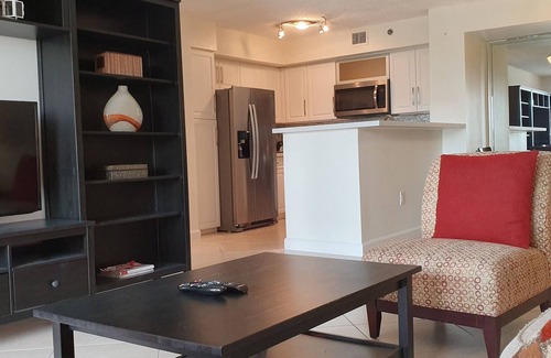 Aventura Apartamento | Yacht Club Aventura 2 HAB + 2 BA Completamente nuevo y equipado Apt