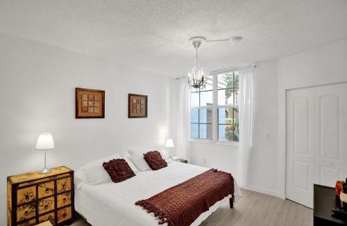 Aventura Apartamento | Yacht Club Newly renovated parking included