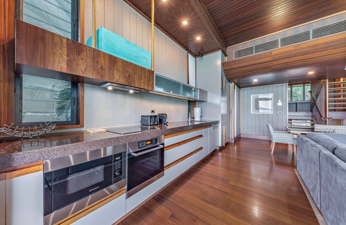 Hamilton Island Casa | Yacht Club Villa 18