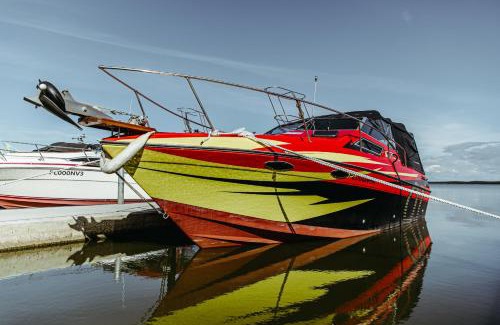 Uniescie Alquiler De Eote | Yacht Hotel - Boat - pedal boat, motorboat FREE