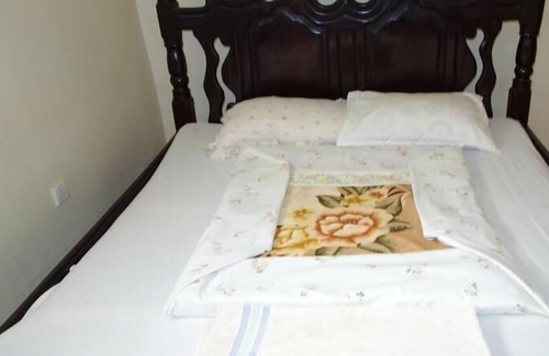 Kampala Casa | Yahoo Guesthouse