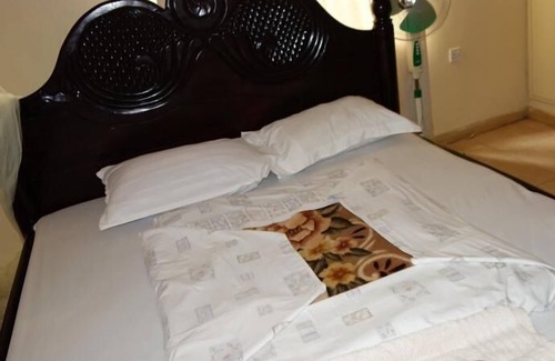 Kampala Casa | Yahoo Guesthouse