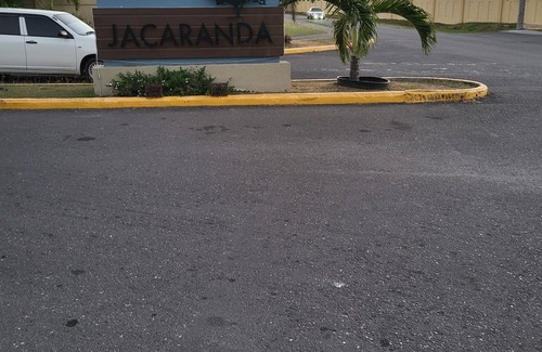 Spanish Town Casa | Yahweh's house Spacious Town house gated community. Near gas station supermarket