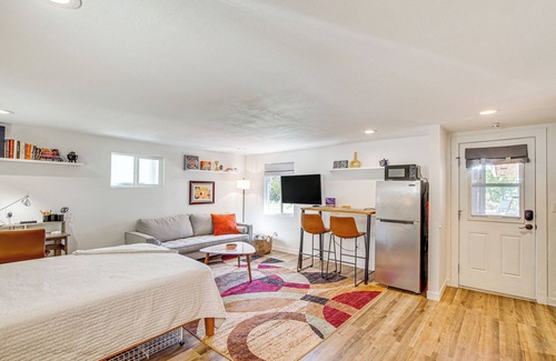 Yakima Apartamento | Yakima Wine Country Retreat w/ Scenic Valley Views