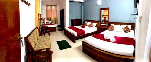 Jaffna Hotel | Yal's Town Inn