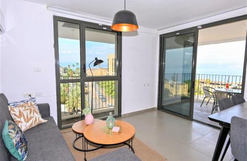 Tiberias Old City Apartamento | YalaRent Migdalor Apartments with Sea Views Tiberias